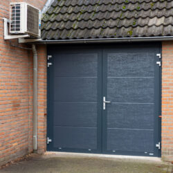 Duoport - Woodgrain horizontaal breed - RAL7016 Duoport - Woodgrain horizontaal breed - RAL7016