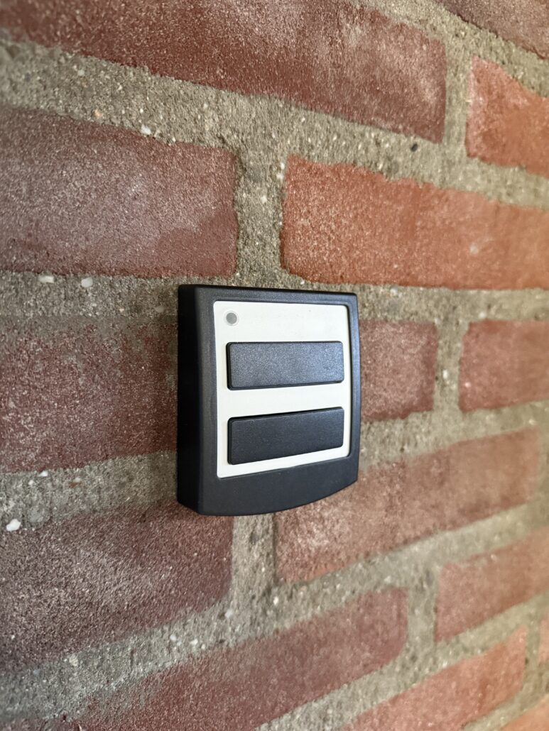 Sectionaaldeur – Draadloze drukknop