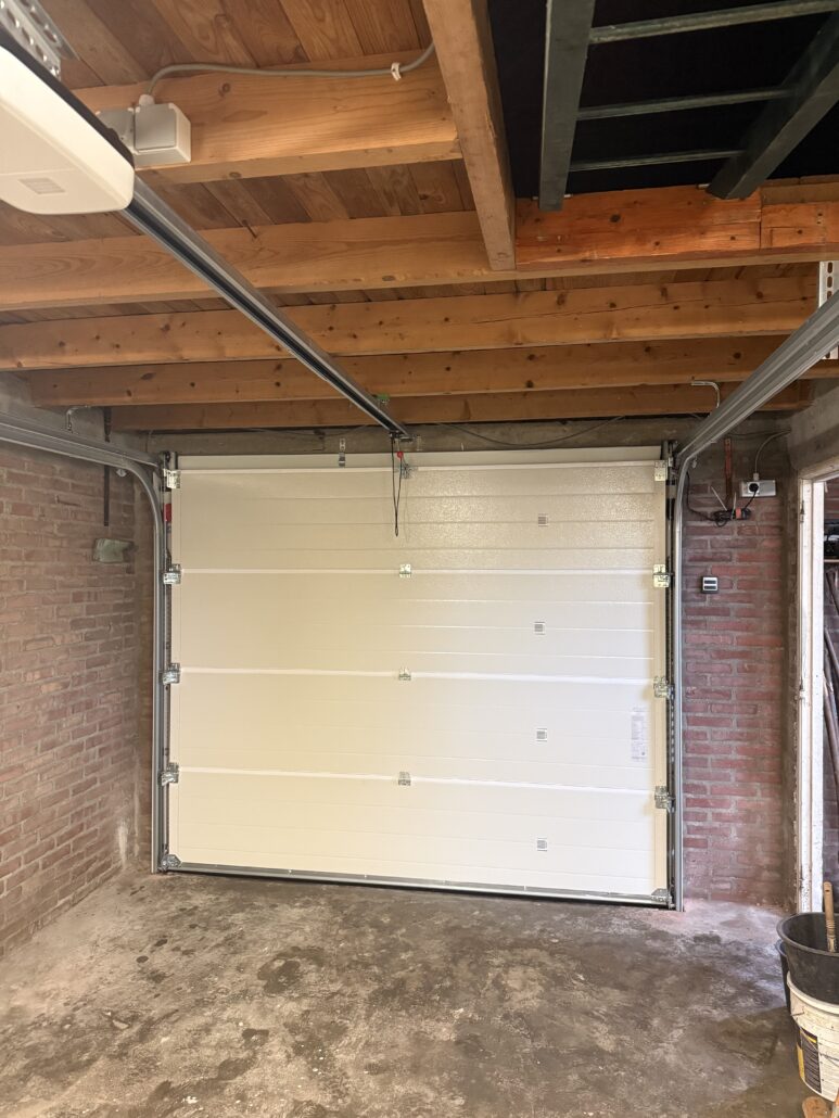 Sectionaaldeur – Binnenzijde